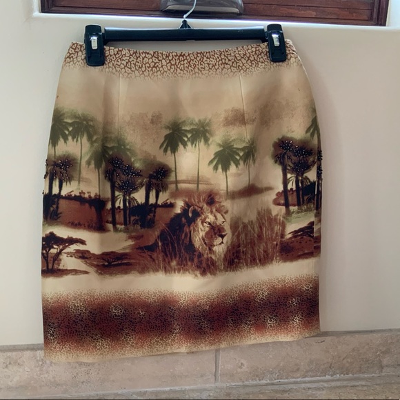Animal Print silk lined skirts - Picture 2 of 13